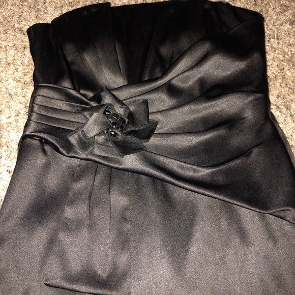 Signature by Sangria Dresses & Skirts - Signature by Sangria Black Dress size 6